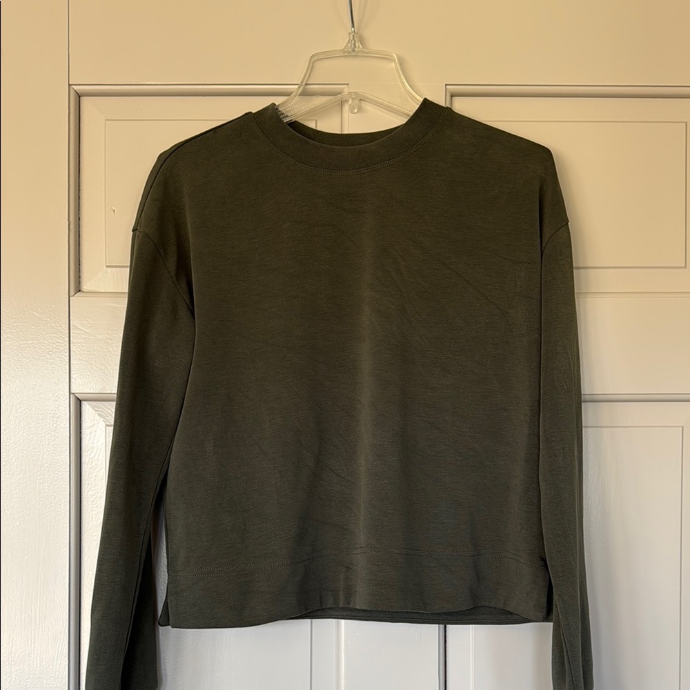 Olive Green Long Sleeve Athleta top size small